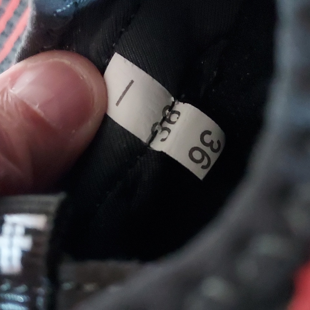 Unisex Hike Footwear - Picture 13 of 14